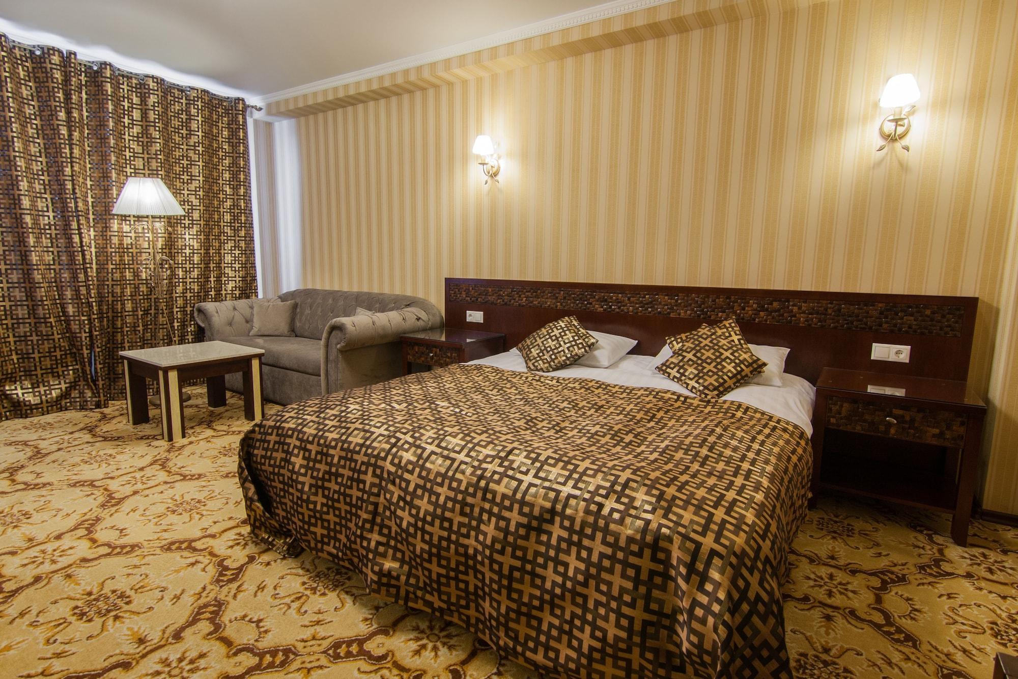 Klassik Hotel Chisinau Exterior photo